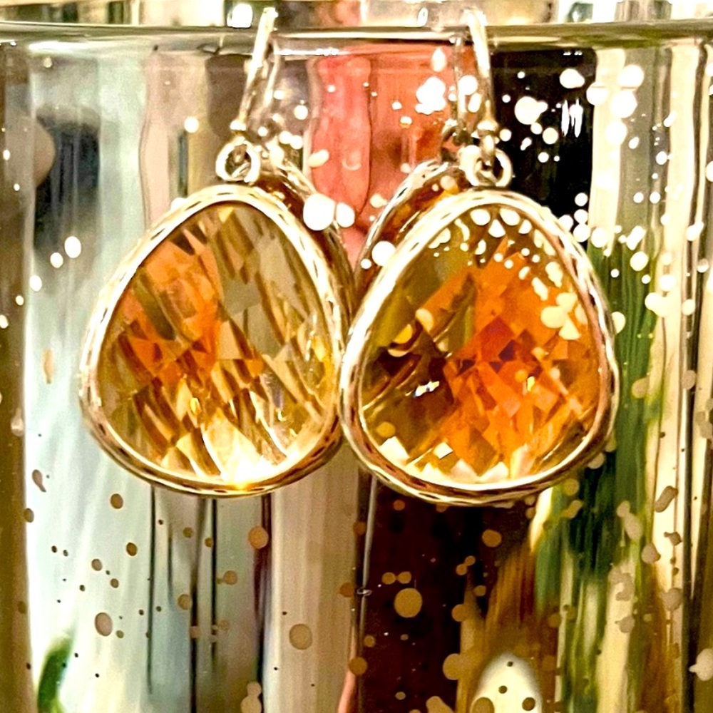 RARE Silpada Vintage Sterling Silver
Citrine Sparking Earrings - Picture 5 of 7